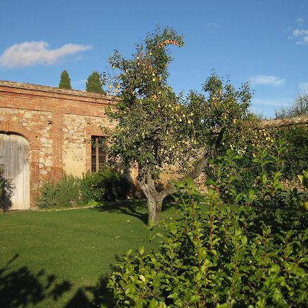 Fattoria Monastero Sant'Anna In Camprena Villa ปีเอนซา ภายนอก รูปภาพ