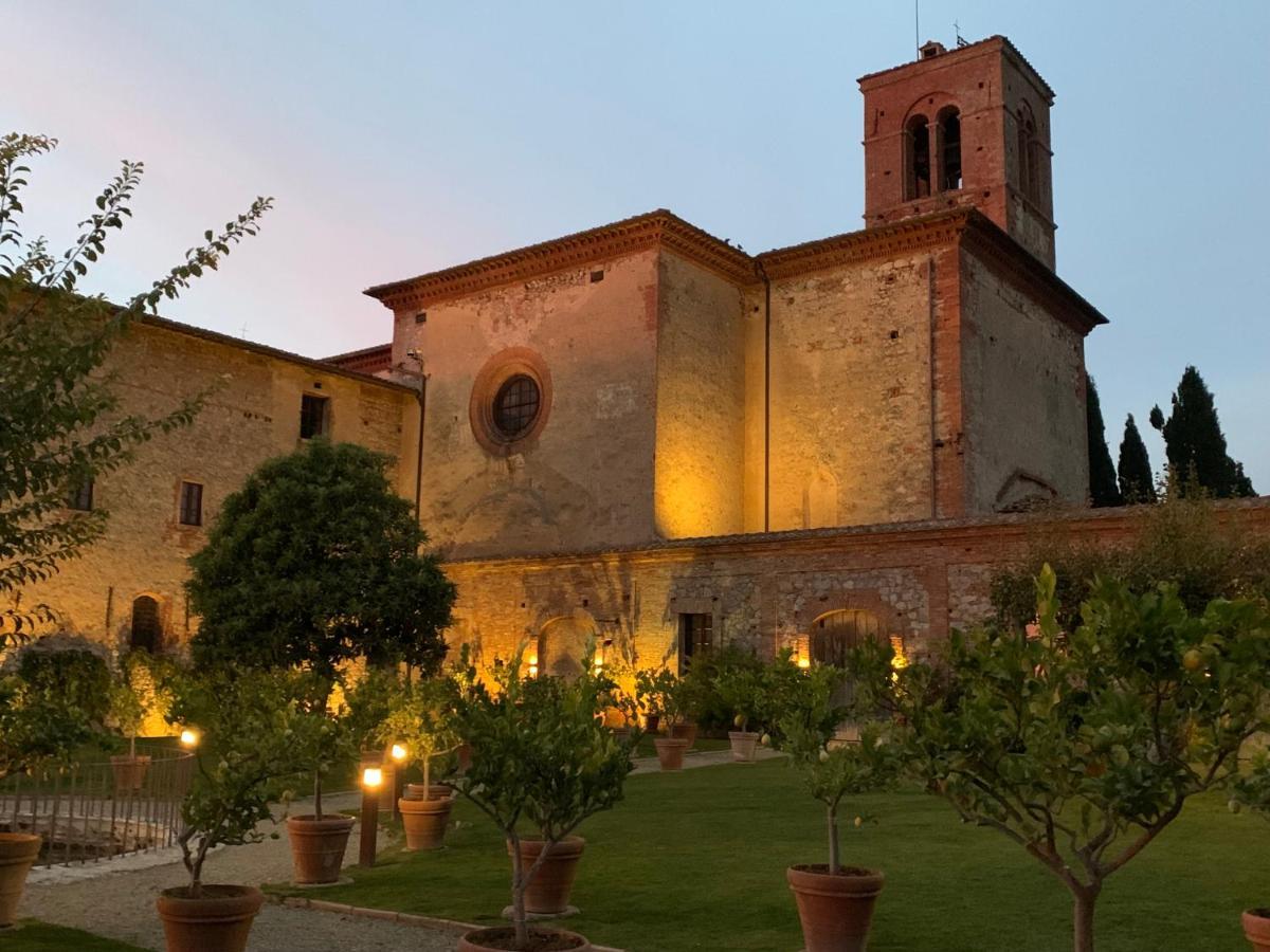 Fattoria Monastero Sant'Anna In Camprena Villa ปีเอนซา ภายนอก รูปภาพ