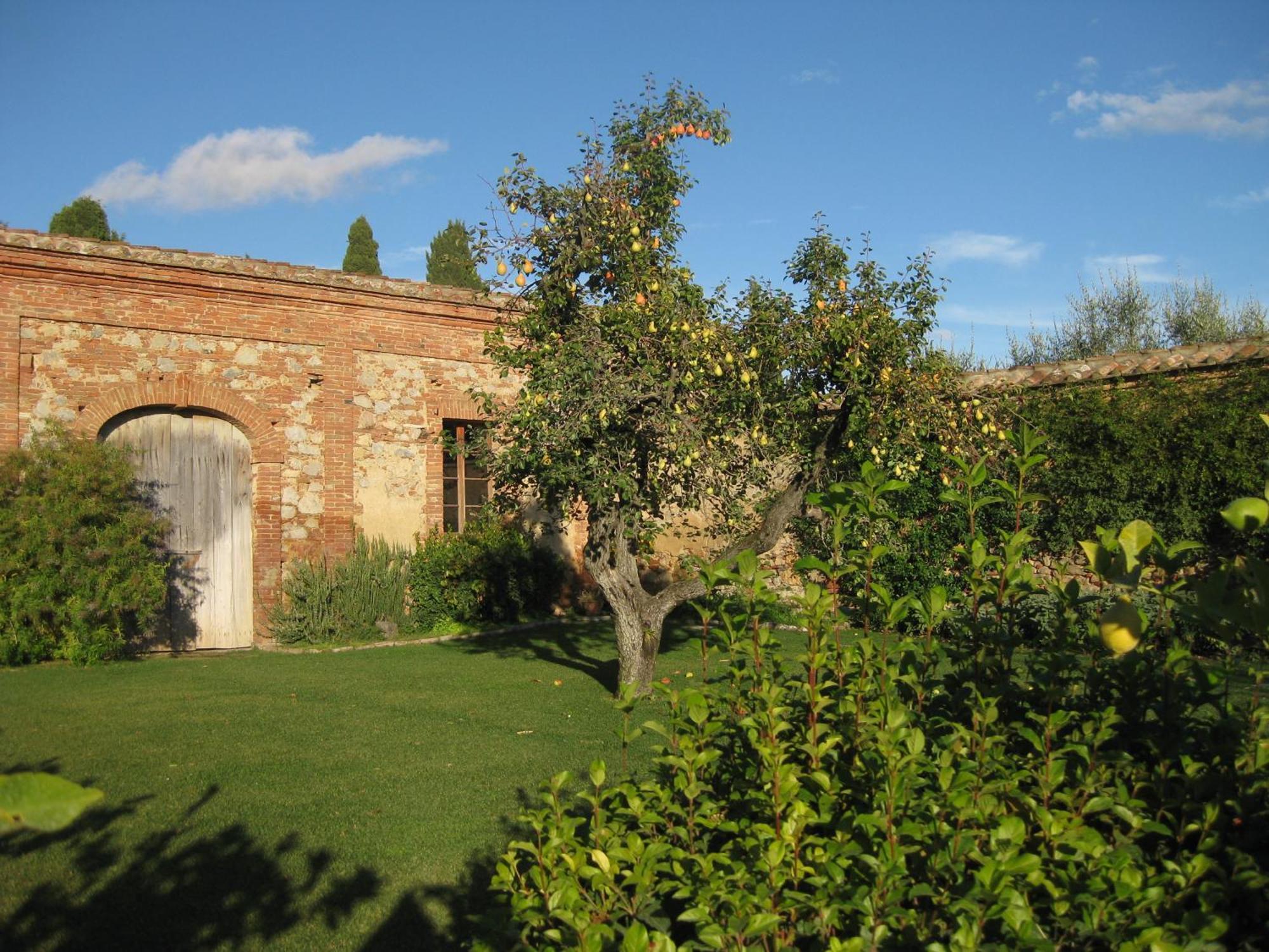 Fattoria Monastero Sant'Anna In Camprena Villa ปีเอนซา ภายนอก รูปภาพ