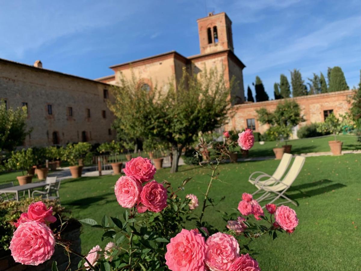 Fattoria Monastero Sant'Anna In Camprena Villa ปีเอนซา ภายนอก รูปภาพ